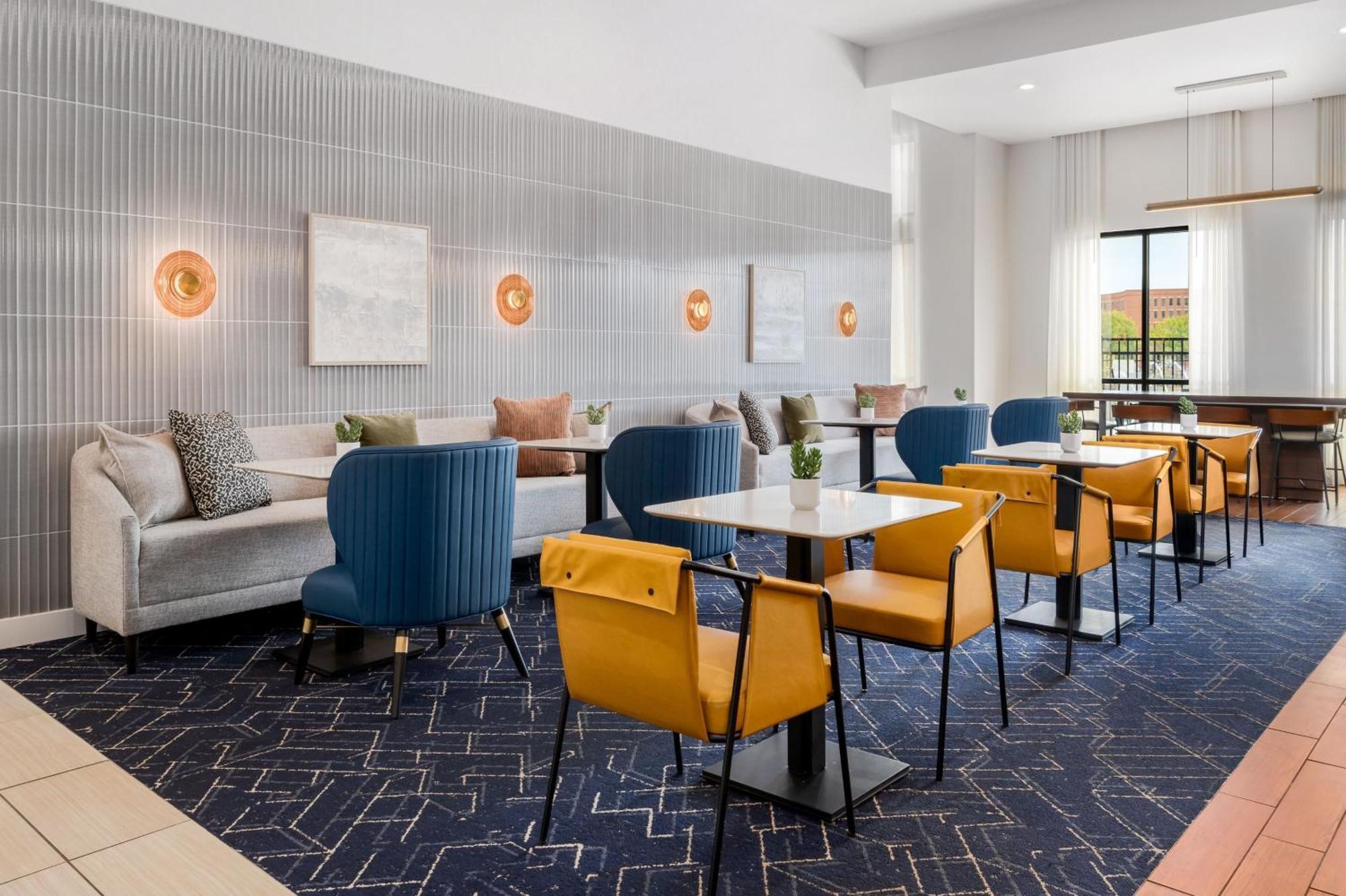 Courtyard By Marriott Columbus Phenix City Εξωτερικό φωτογραφία