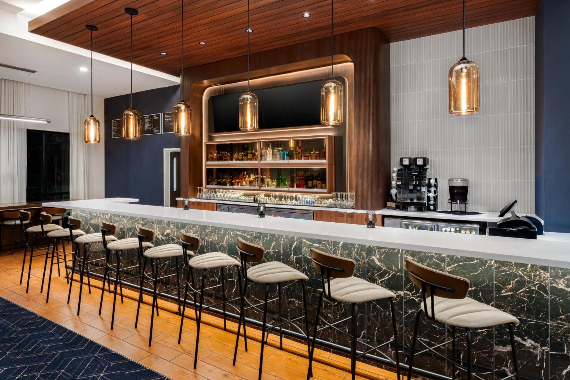 Courtyard By Marriott Columbus Phenix City Εξωτερικό φωτογραφία