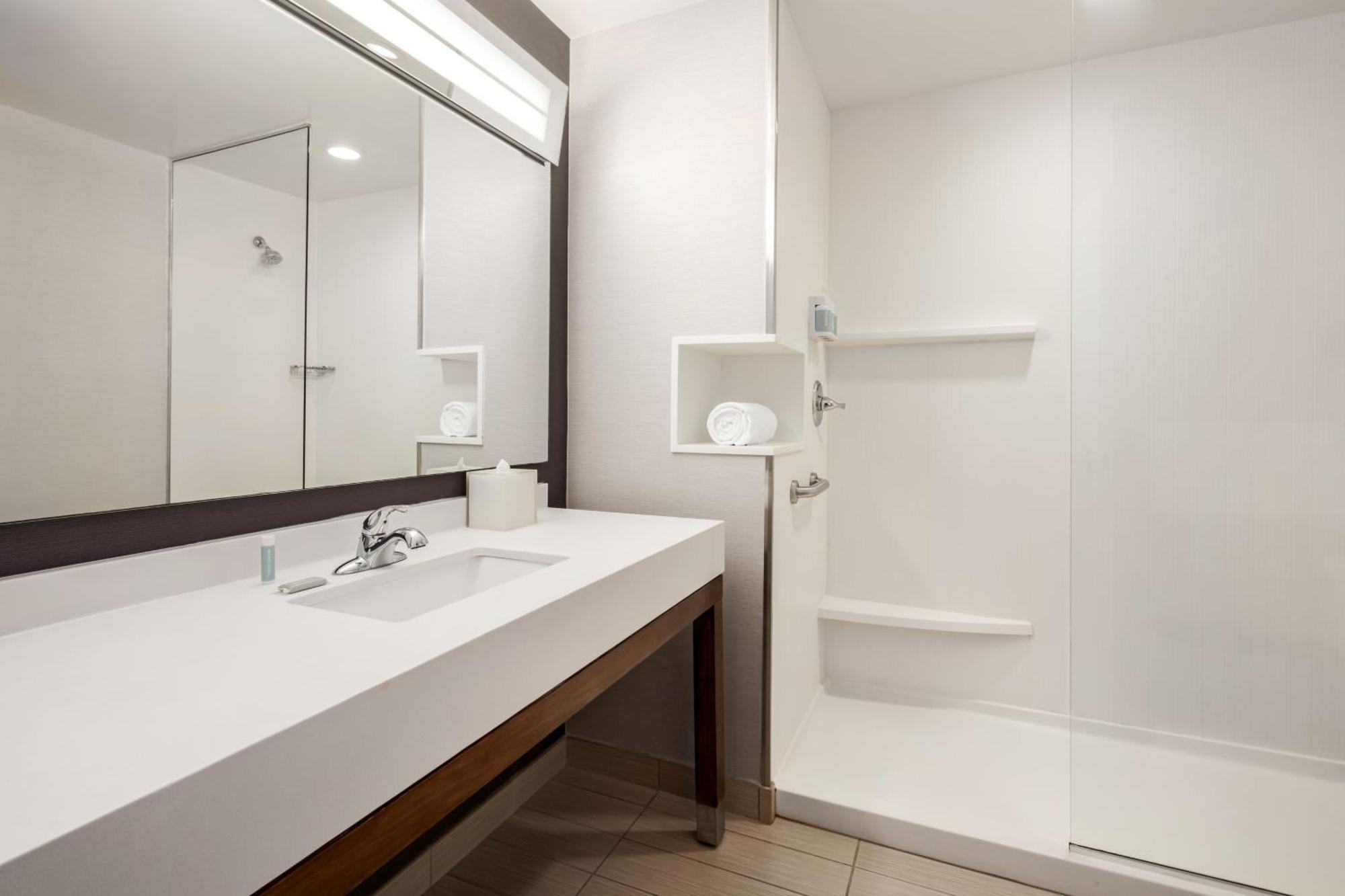 Courtyard By Marriott Columbus Phenix City Εξωτερικό φωτογραφία