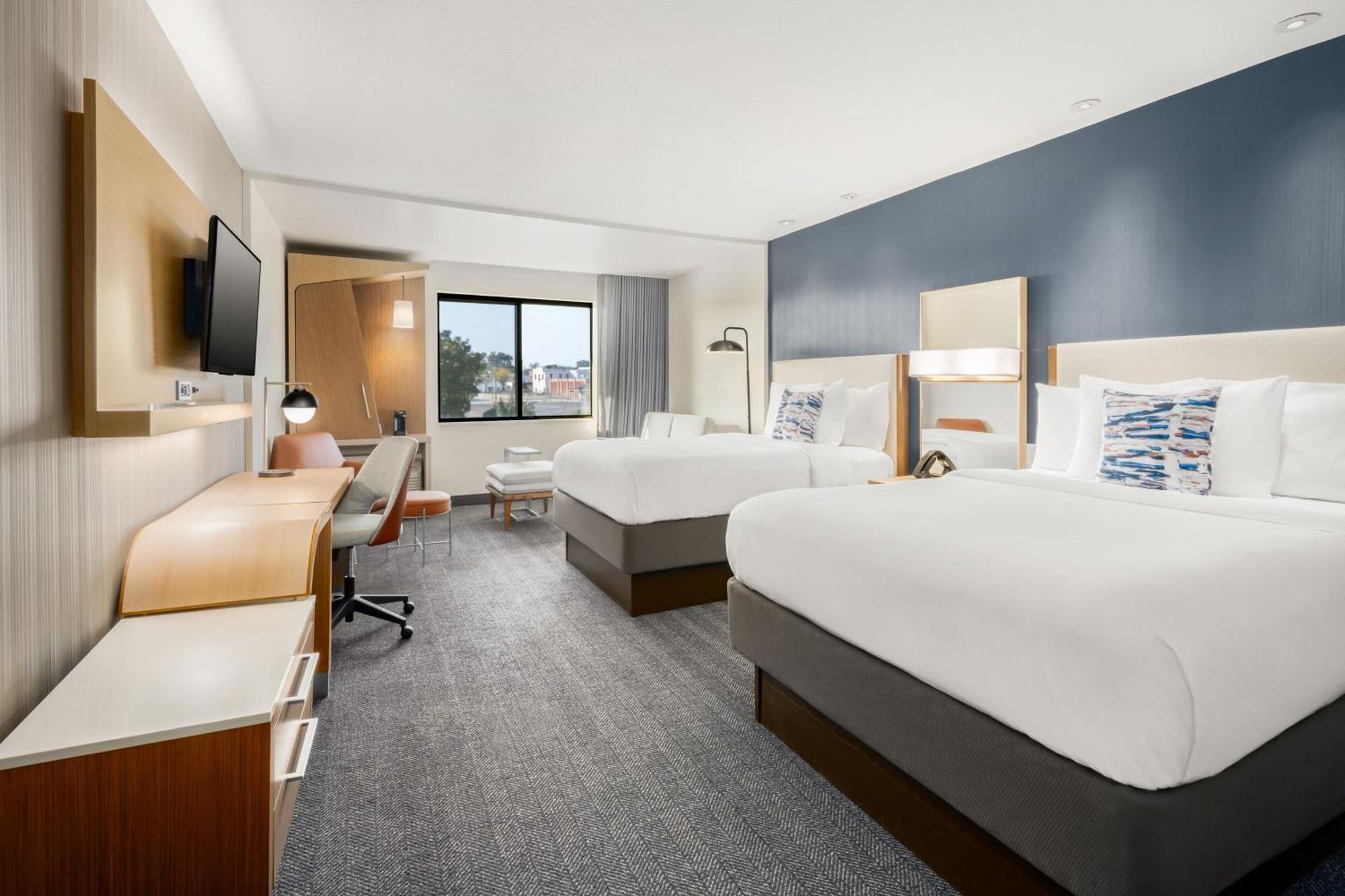 Courtyard By Marriott Columbus Phenix City Εξωτερικό φωτογραφία