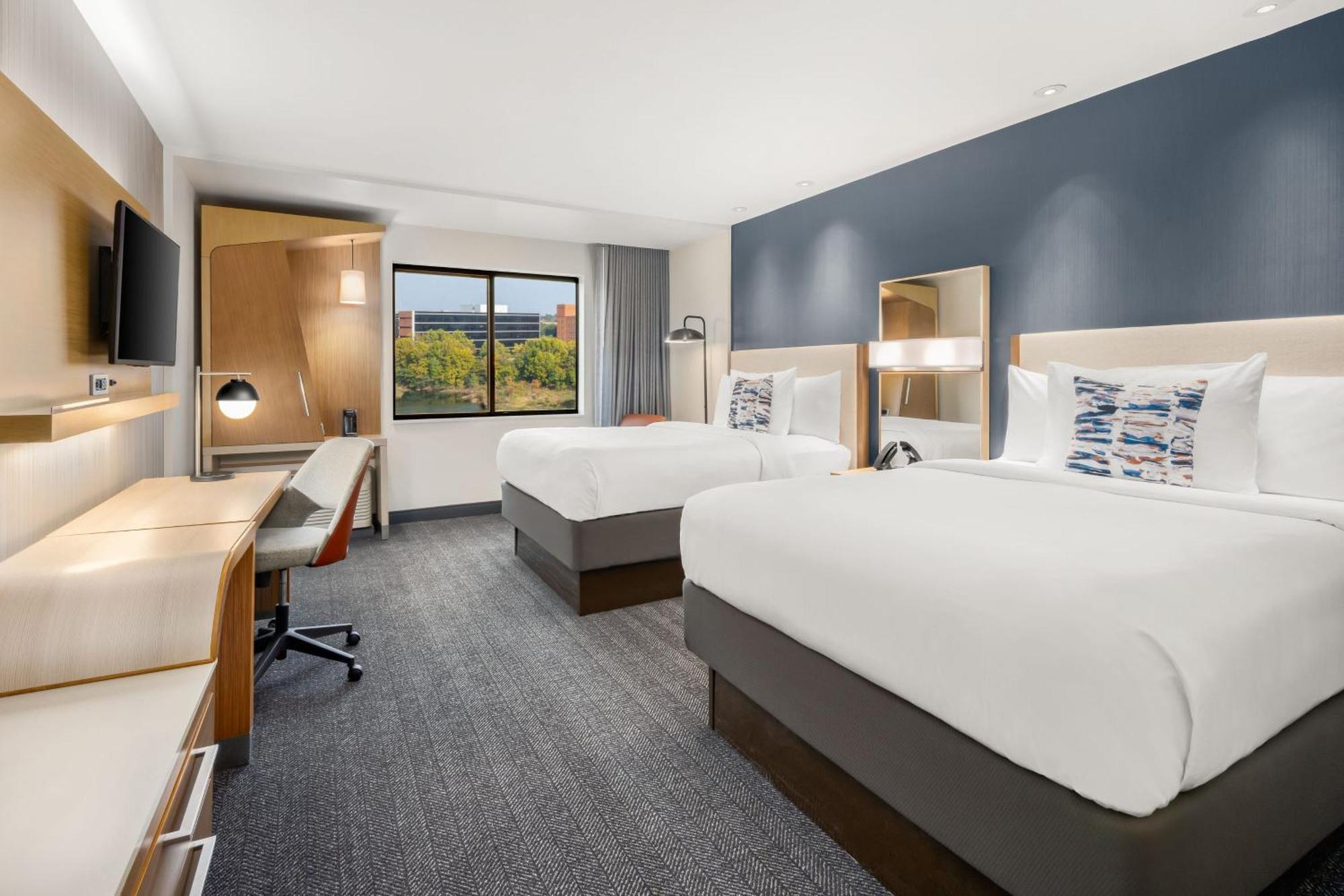 Courtyard By Marriott Columbus Phenix City Εξωτερικό φωτογραφία