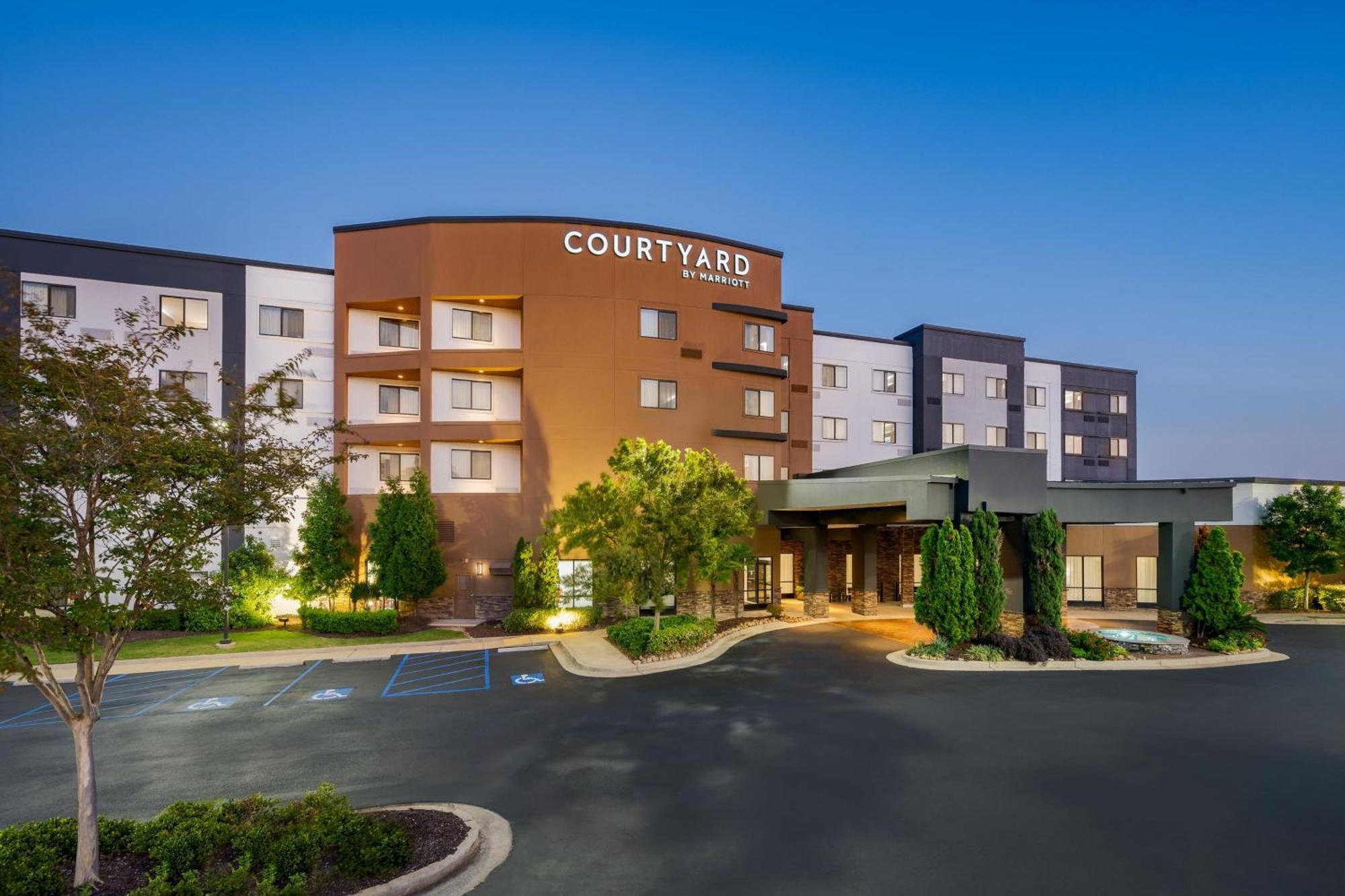 Courtyard By Marriott Columbus Phenix City Εξωτερικό φωτογραφία