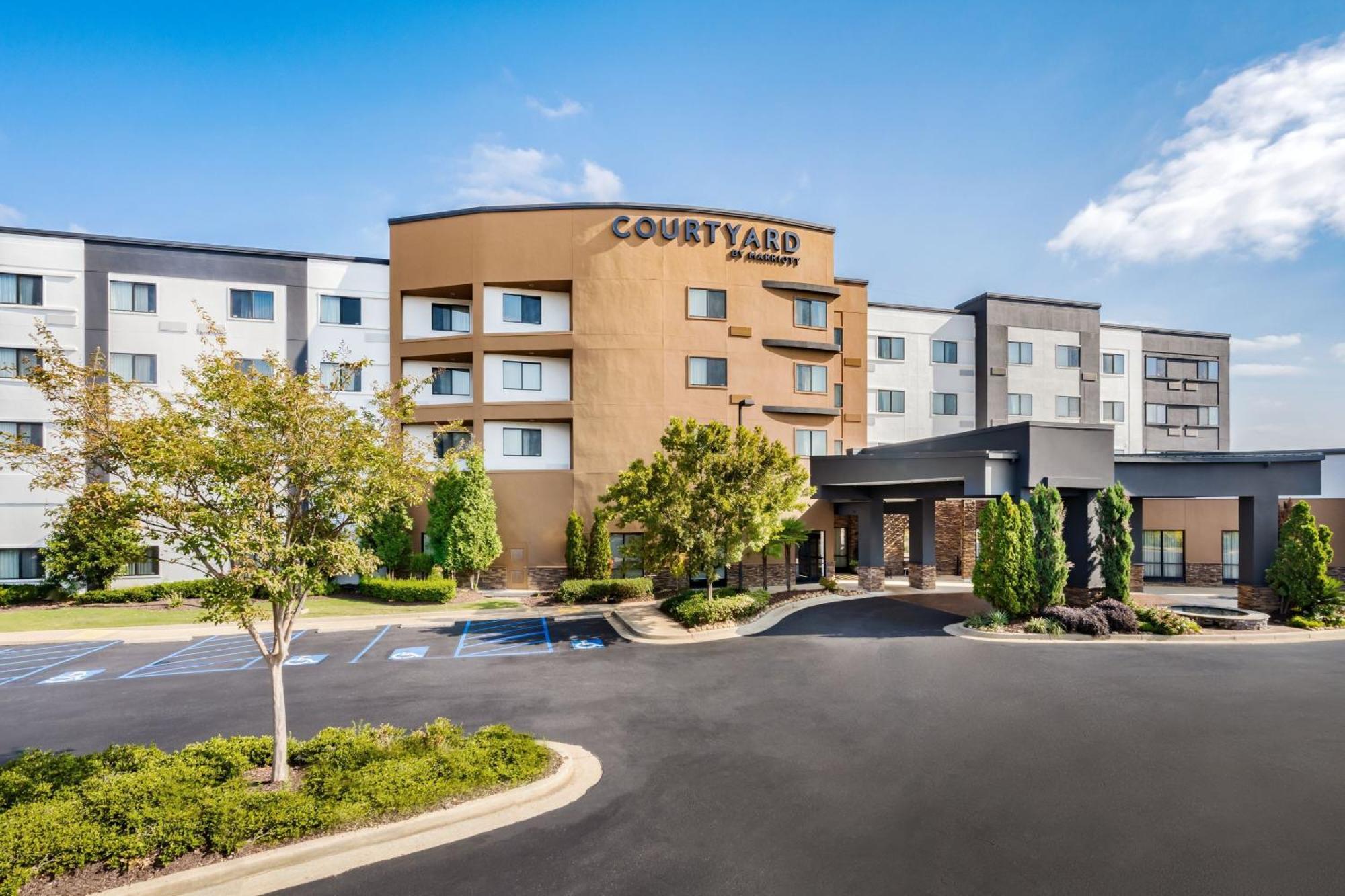 Courtyard By Marriott Columbus Phenix City Εξωτερικό φωτογραφία