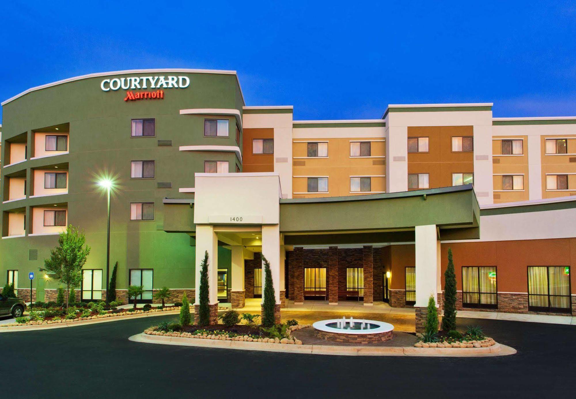 Courtyard By Marriott Columbus Phenix City Εξωτερικό φωτογραφία